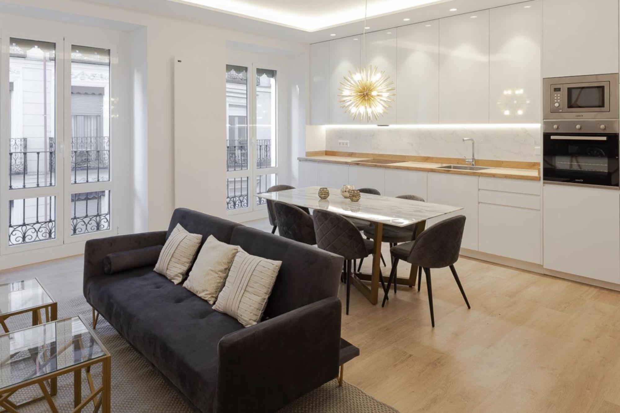 Elegant Retreat In City Center Apartment Rome Exterior photo